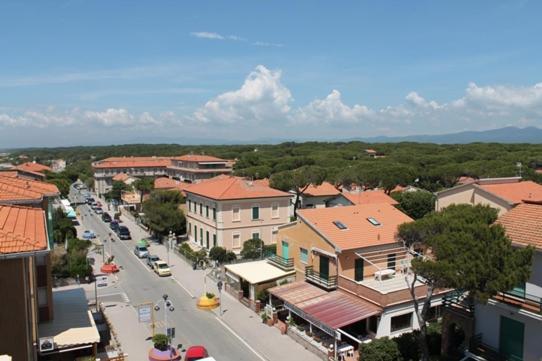 Apartamento Gemma A Solo 100M. Dal Mare Marina di Castagneto Carducci Exterior foto